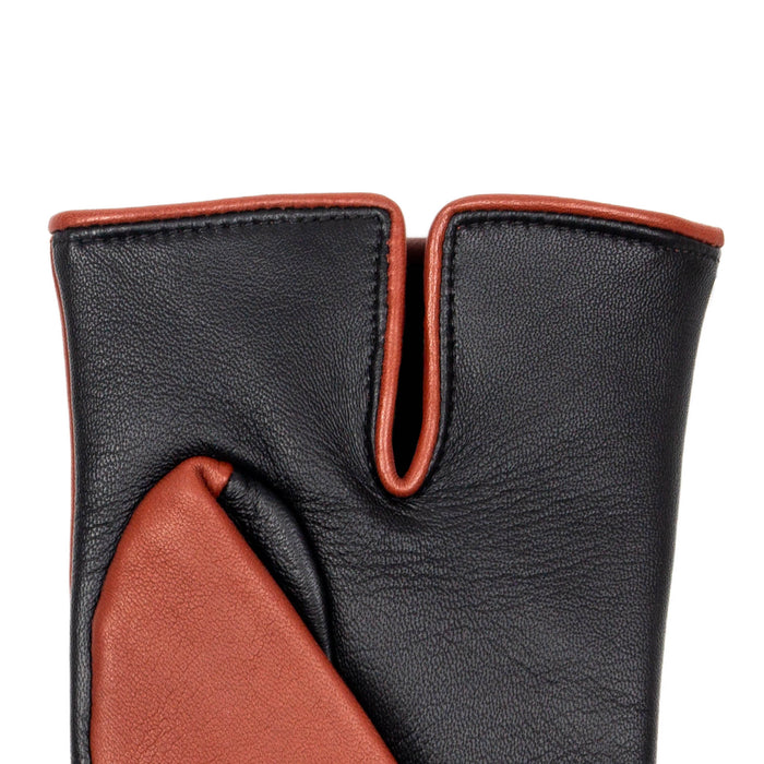 Men's Heritage Touchscreen Three Point Cashmere Lined Leather Gloves in Black high tan right cuff